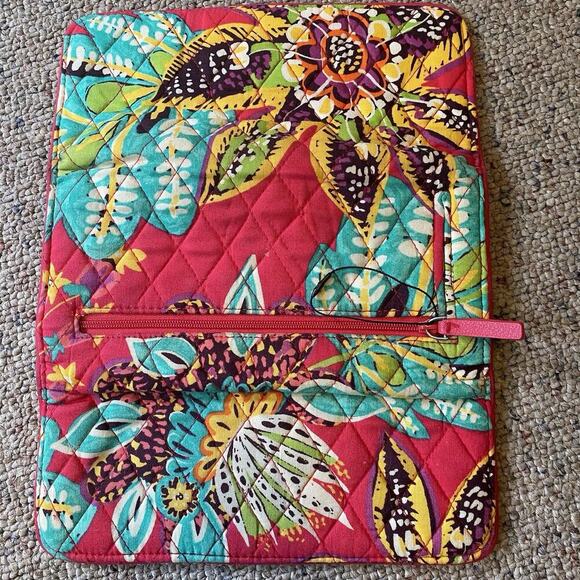 Vera Bradley Floral Tropical Wallet Cards Holder Zipper Magnetic Close 9"x4” - Picture 6 of 6